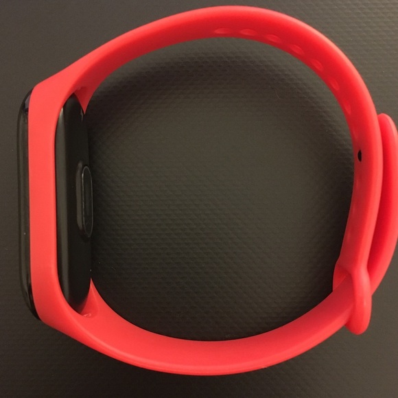 💥‼️SALE‼️💥Red M3 Yoho Sports Smart health Watch - Picture 2 of 6